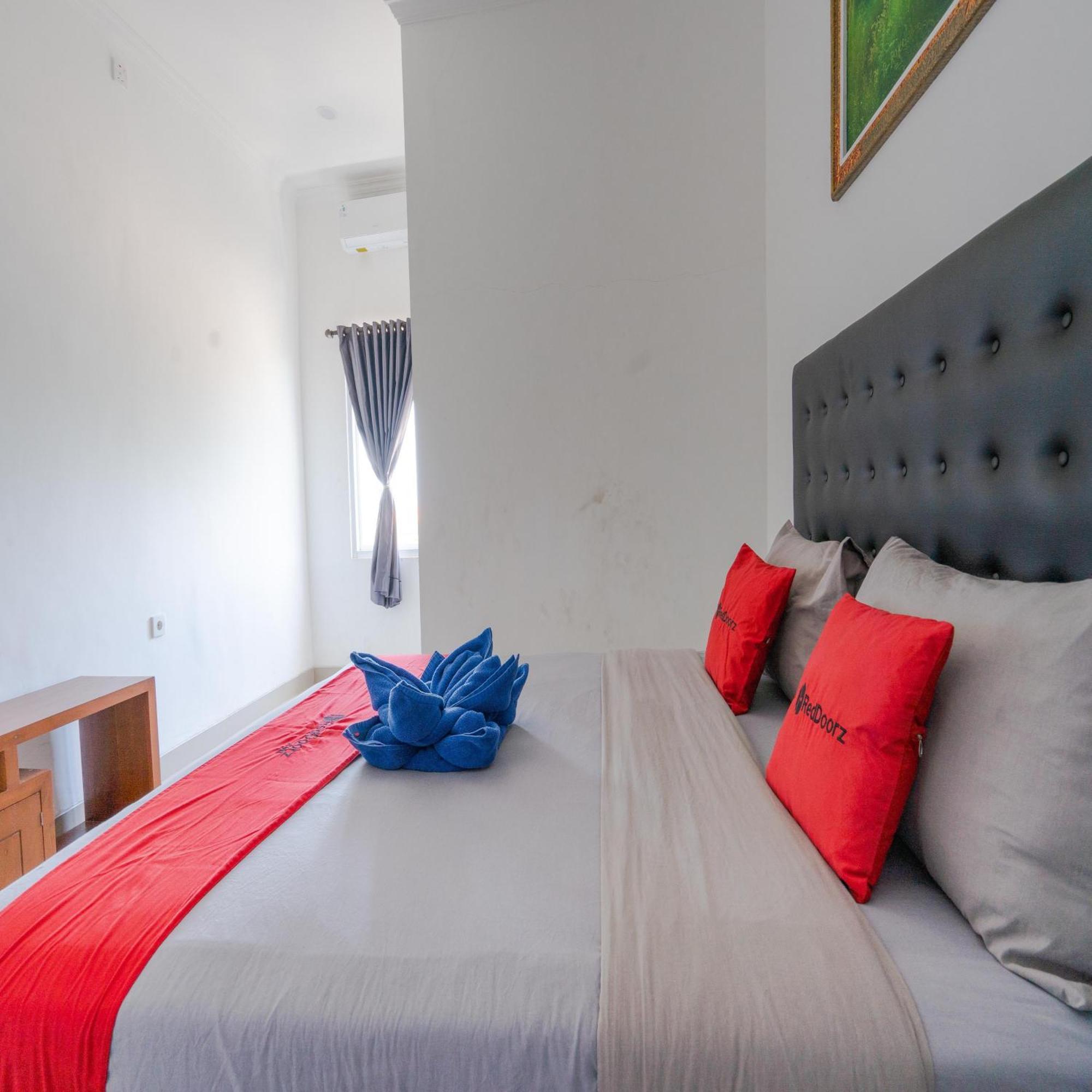 Reddoorz @ Uluwatu Suites Εξωτερικό φωτογραφία