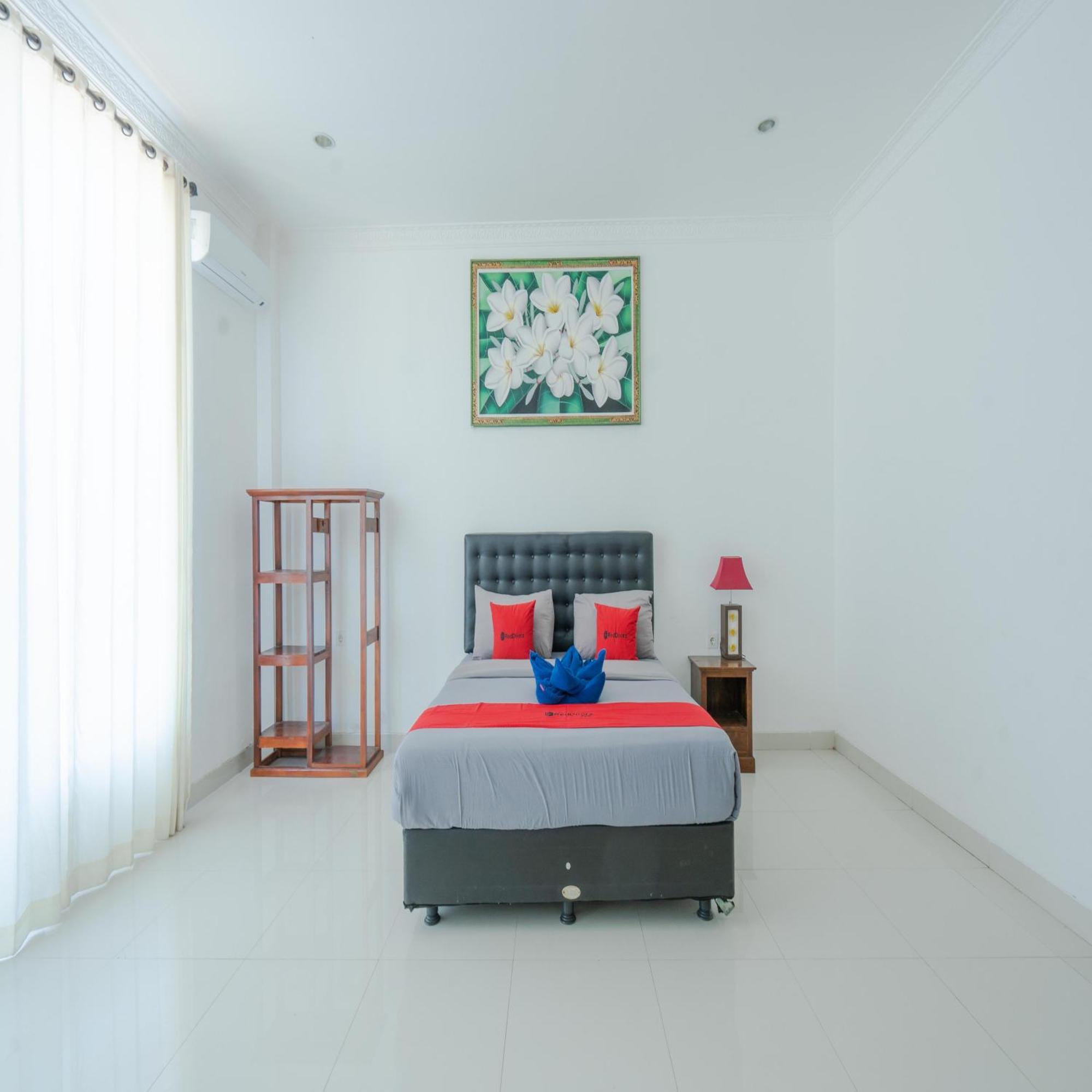 Reddoorz @ Uluwatu Suites Εξωτερικό φωτογραφία